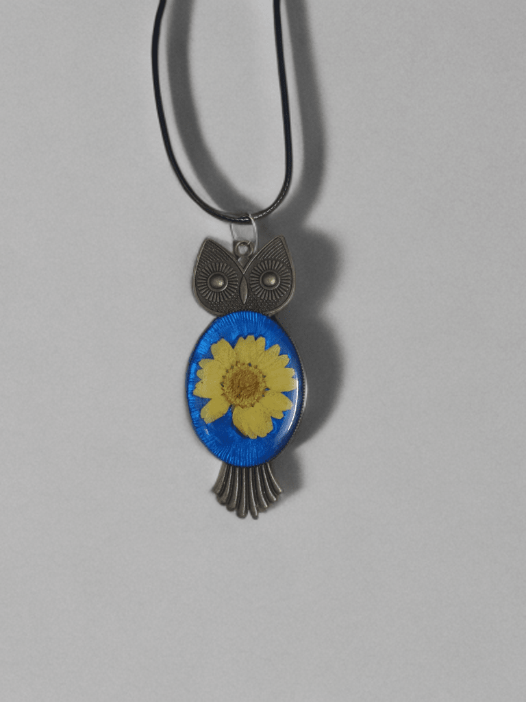 Blue Daisy Dream Owl Pendant - The Artssy Potion