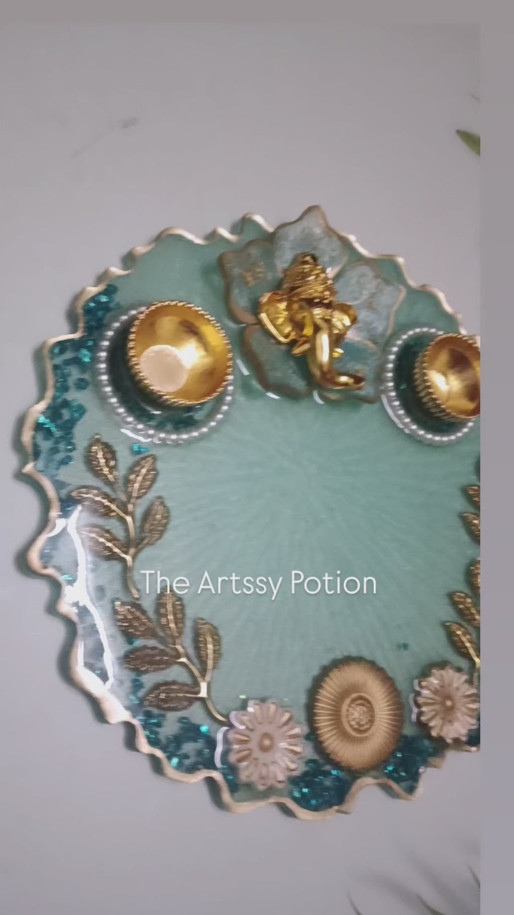 Divine Bloom Ganesha Resin Puja Thali – 8 Inch Multipurpose Handmade Decorative Plate